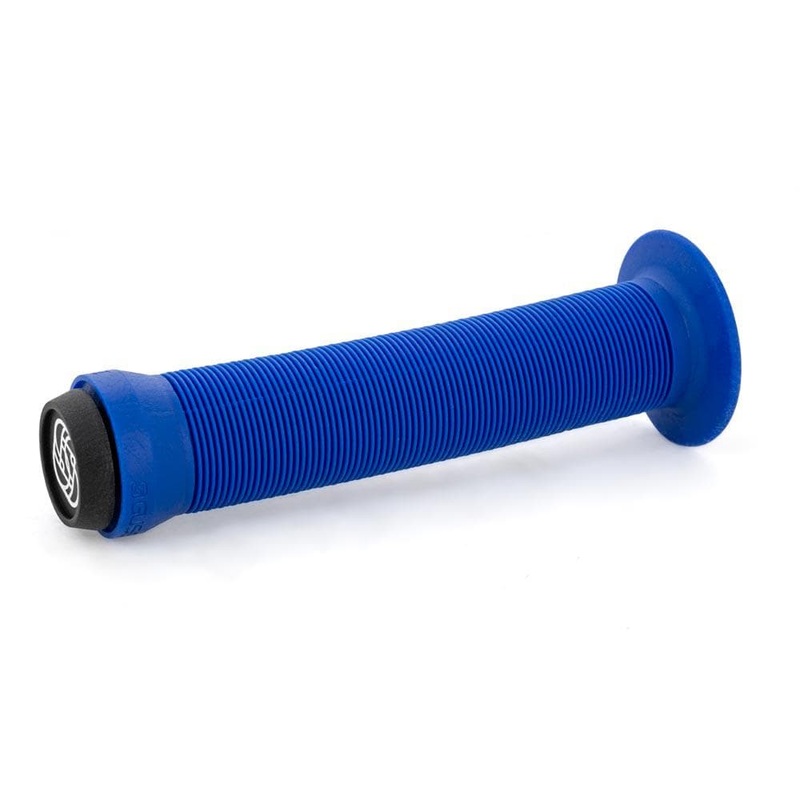 Gusset Grips Sleeper Flanged Grips 147mm Blue